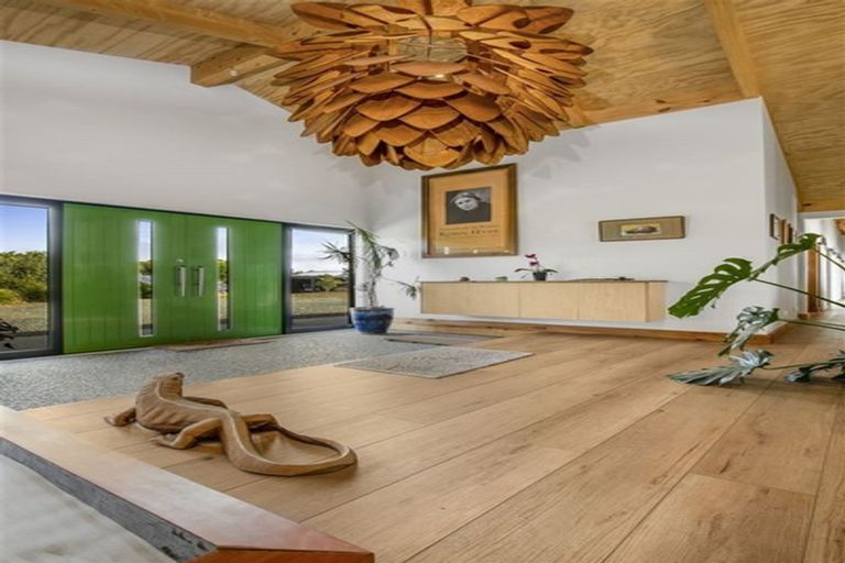 Photo of property in 24b Bethells Road, Waitakere, Auckland, 0816