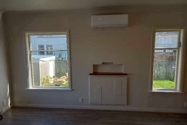 Photo of property in 23 Kemp Street, Kilbirnie, Wellington, 6022