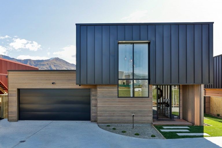 Photo of property in 251a Aubrey Road, Wanaka, 9305