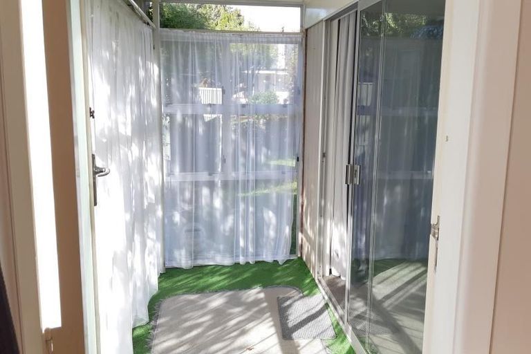 Photo of property in 1/1 Trentham Road, Papakura, 2110