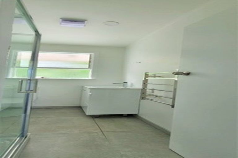 Photo of property in 1/7 Tennessee Avenue, Mangere East, Auckland, 2024