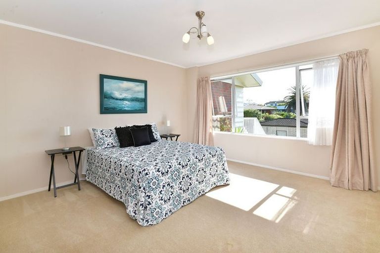 Photo of property in 1/15 Stanmore Bay Road, Stanmore Bay, Whangaparaoa, 0932
