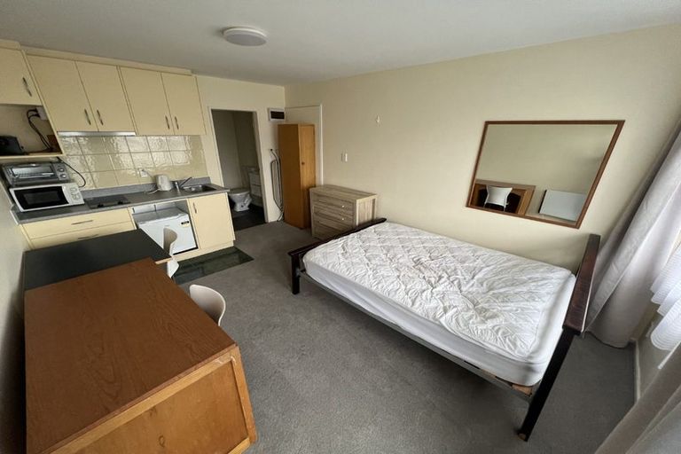 Photo of property in Avon Flats, 9/217 The Terrace, Wellington Central, Wellington, 6011