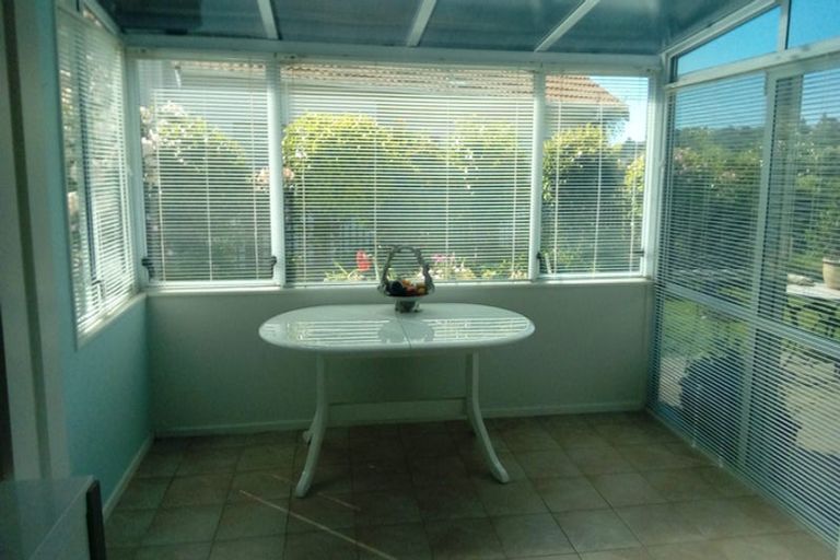 Photo of property in 6 Lakeside Villas, Whitby, Porirua, 5024