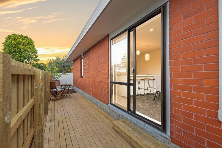 Photo of property in 1/7 Peverel Street, Riccarton, Christchurch, 8011