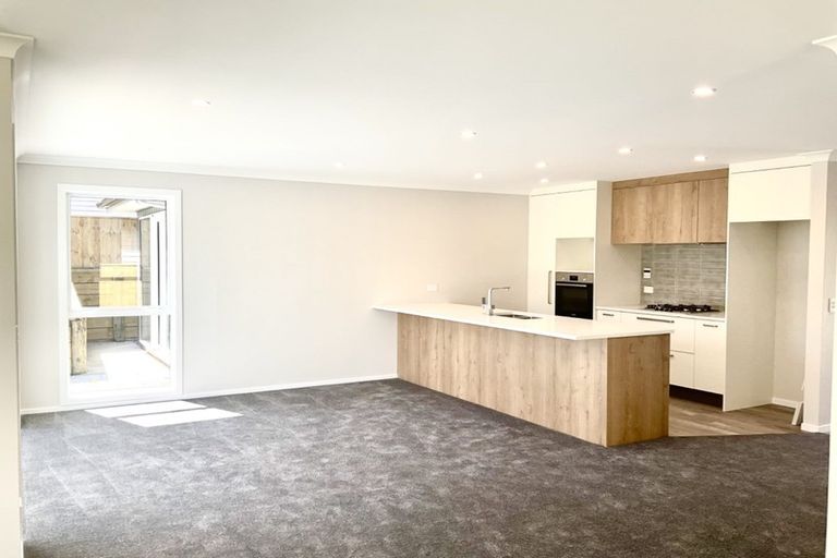 Photo of property in 92a Horoeka Street, Stokes Valley, Lower Hutt, 5019