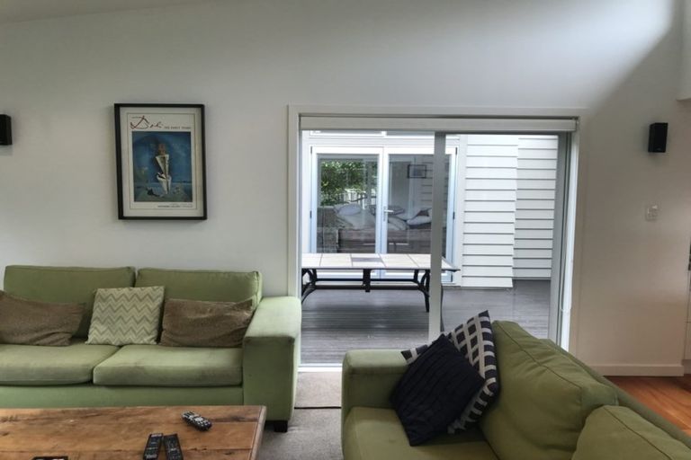 Photo of property in 157 Campbell Street, Karori, Wellington, 6012