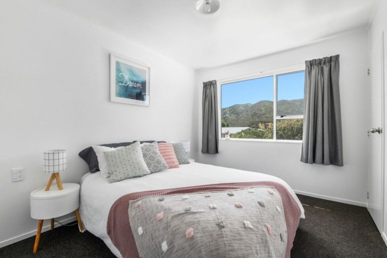 Photo of property in 11 Bexley Grove, Wainuiomata, Lower Hutt, 5014