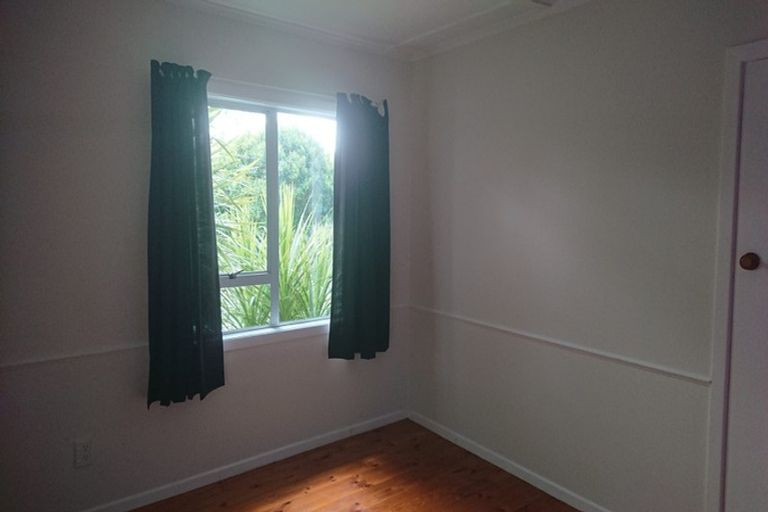 Photo of property in 504 West Coast Road, Glen Eden, Auckland, 0602