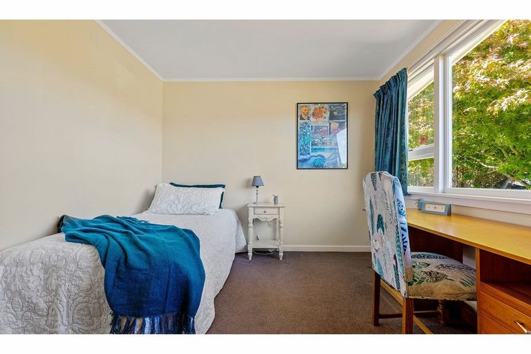 Photo of property in 3 Ostend Place, Avonhead, Christchurch, 8042
