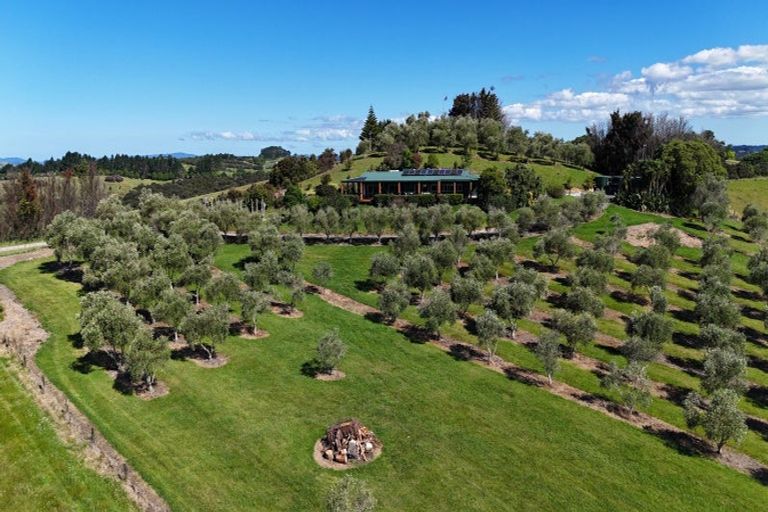 Photo of property in 429 Redcliffs Road, Kerikeri, 0294