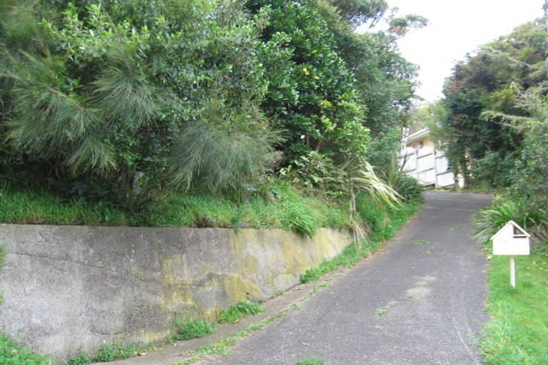 Photo of property in 18 Silverbirch Grove, Churton Park, Wellington, 6037