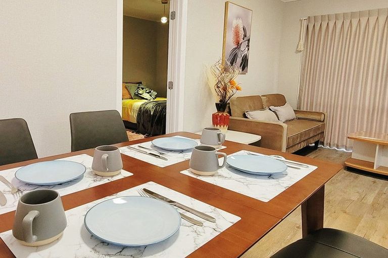 Photo of property in 4 Beverley Road, Stanmore Bay, Whangaparaoa, 0932