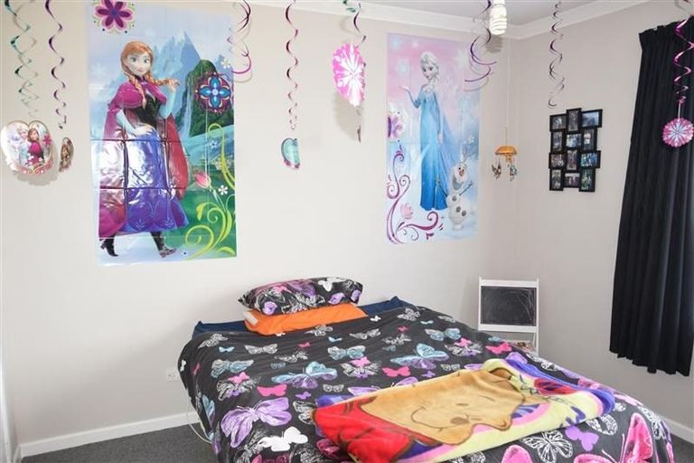 Photo of property in 302 Princes Street, Strathern, Invercargill, 9812