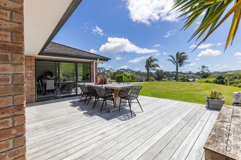 Photo of property in 25 School Road, Waimauku, 0881