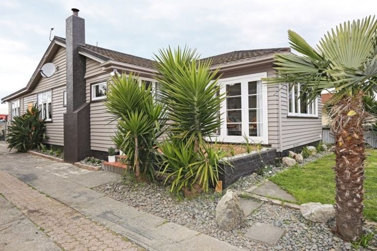 Photo of property in 41 Seddon Crescent, Marewa, Napier, 4110