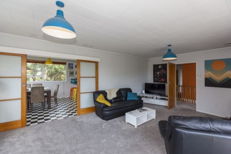 Photo of property in 34 Chums Road, Paraparaumu Beach, Paraparaumu, 5032