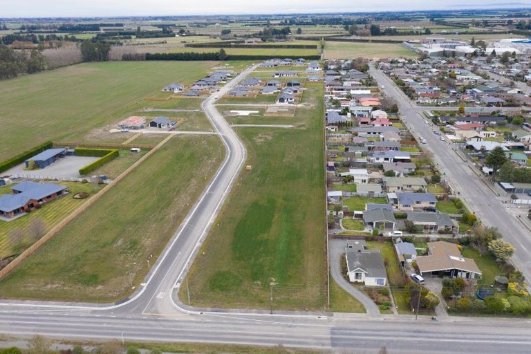 Photo of property in 16 Ashbury Drive, Tinwald, 7774