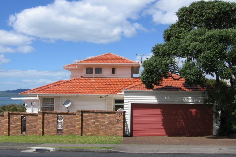 Photo of property in 107 Aberdeen Road, Castor Bay, Auckland, 0620