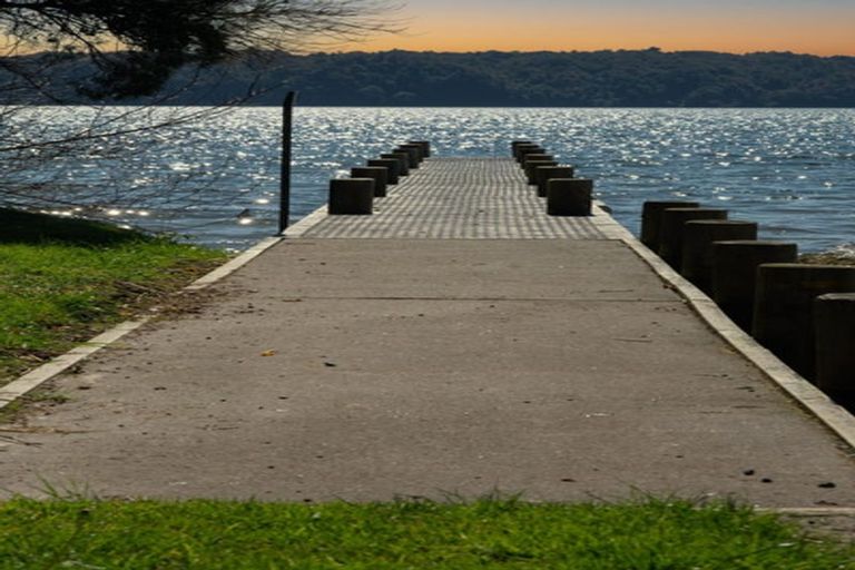 Photo of property in 32 Wharetoroa Drive, Rotoiti Forest, Rotorua, 3074