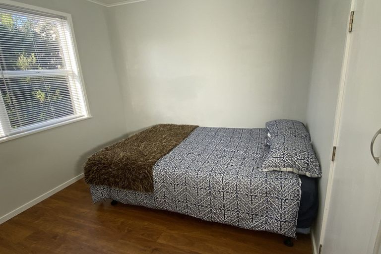 Photo of property in 25 Routley Drive, Glen Eden, Auckland, 0602