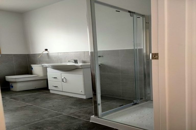 Photo of property in 4 Han Court, Glen Eden, Auckland, 0602