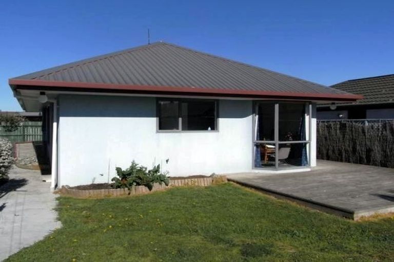 Photo of property in 2/46 Masefield Street, Stoke, Nelson, 7011