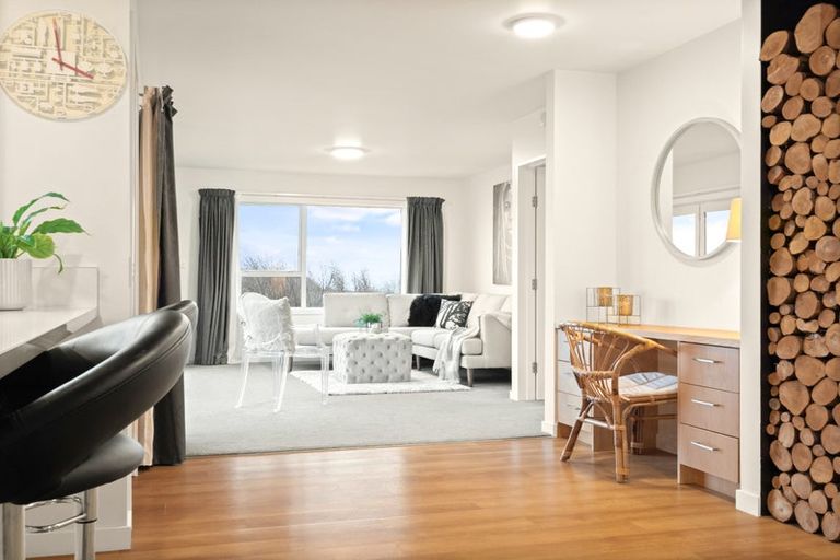 Photo of property in 1a Portland Place, Shiel Hill, Dunedin, 9013