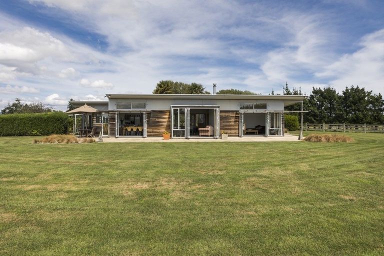 Photo of property in 422 Kairanga Bunnythorpe Road, Bunnythorpe, Palmerston North, 4478