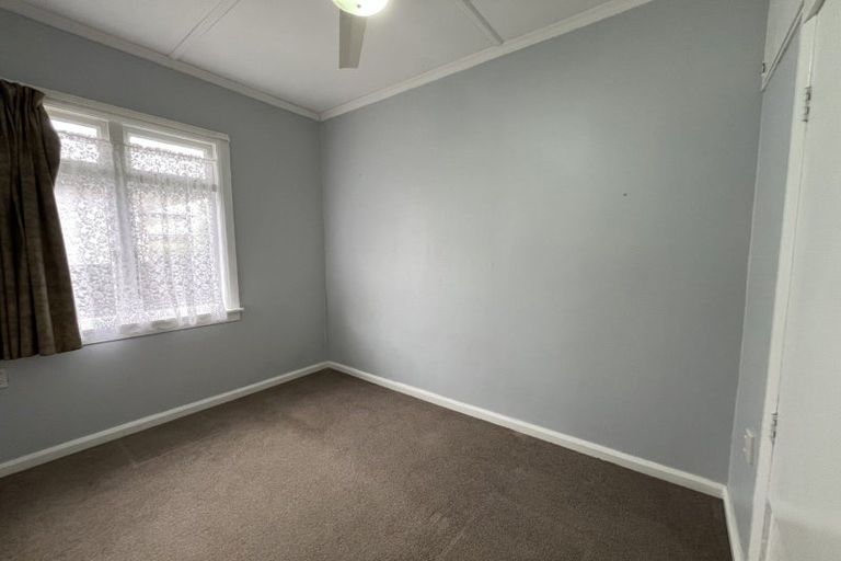 Photo of property in 29 Winston Avenue, Hokowhitu, Palmerston North, 4410