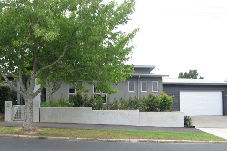 Photo of property in 16 Chesterfield Avenue, Glendowie, Auckland, 1071