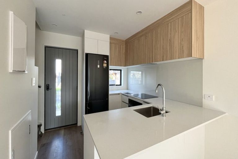 Photo of property in 3/60 Selo Street, Glen Eden, Auckland, 0602