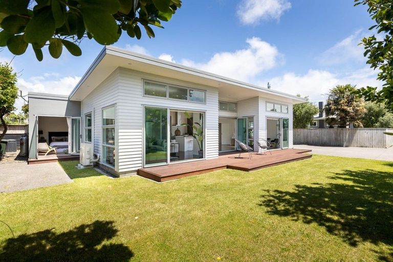 Photo of property in 33a Waimea Street, Westown, New Plymouth, 4310