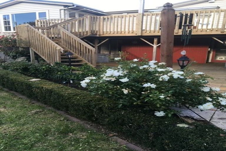 Photo of property in 3 Douglas Street, Paraparaumu Beach, Paraparaumu, 5032