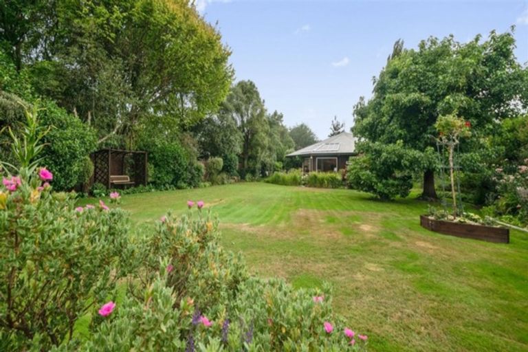 Photo of property in 722 Christchurch Akaroa Road, Tai Tapu, 7672