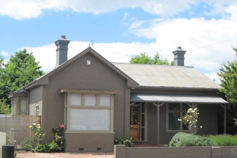 Photo of property in 322 Stanmore Road, Richmond, Christchurch, 8013