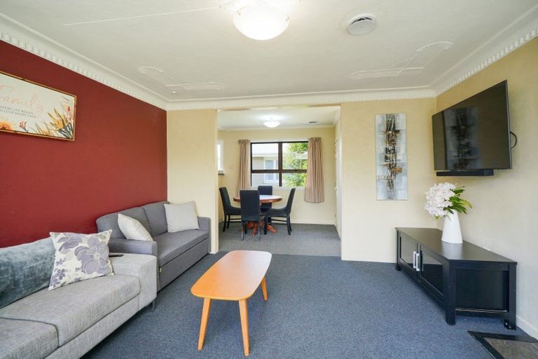 Photo of property in 24 Adamson Crescent, Glengarry, Invercargill, 9810