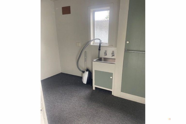 Photo of property in 8 Holmes Street, Waimate, 7924