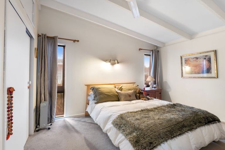 Photo of property in 18 Burtts Road, Durie Hill, Whanganui, 4500