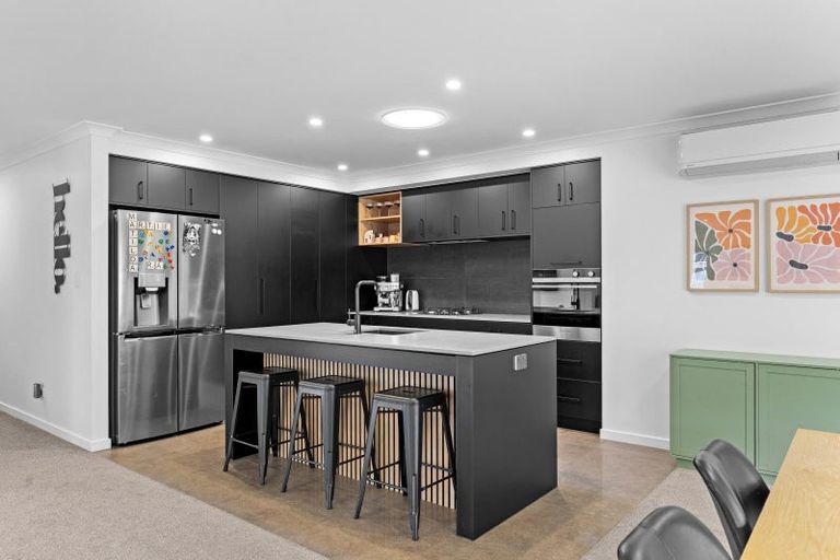 Photo of property in 31 Freedom Drive, Kelvin Grove, Palmerston North, 4414