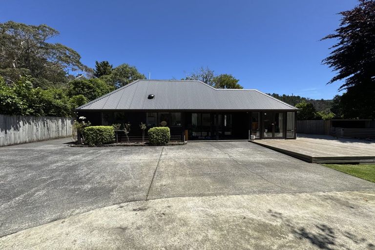 Photo of property in 18a Kamahi Street, Stokes Valley, Lower Hutt, 5019