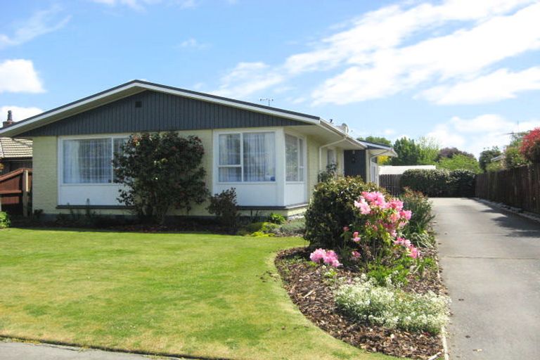 Photo of property in 37 Brockham Street, Casebrook, Christchurch, 8051
