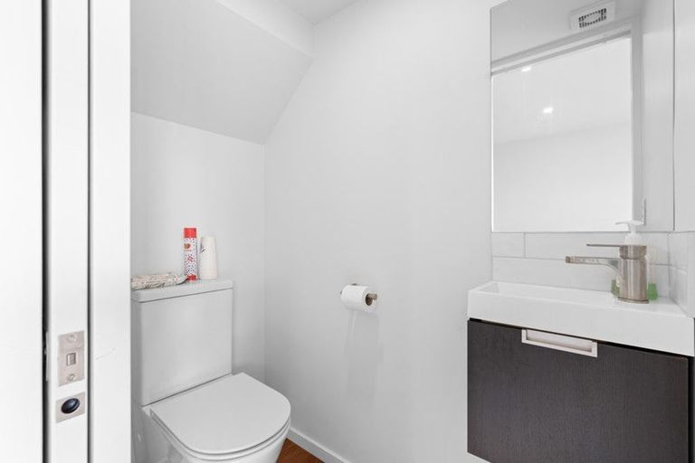 Photo of property in 16/27 New Brighton Road, Shirley, Christchurch, 8061