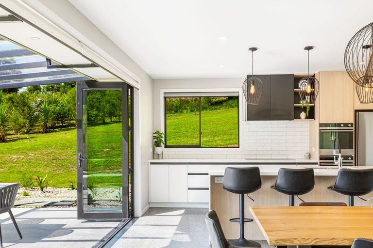 Photo of property in 224 Birdwood Road, Massey, Auckland, 0614