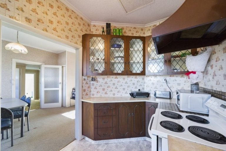 Photo of property in 8a Fitzroy Street, Normanby, Hawera, 4614