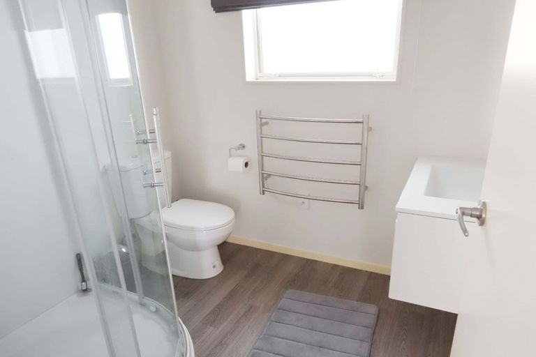 Photo of property in 282a Oxford Terrace, Avalon, Lower Hutt, 5011