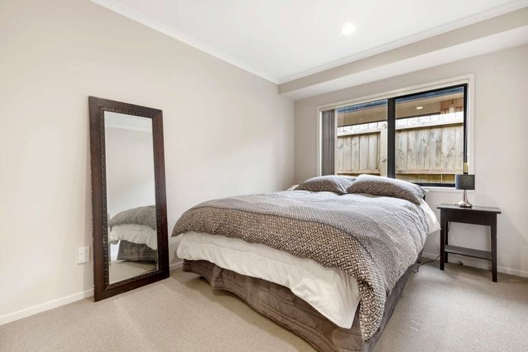 Photo of property in 104b Racecourse Road, Waiuku, 2123