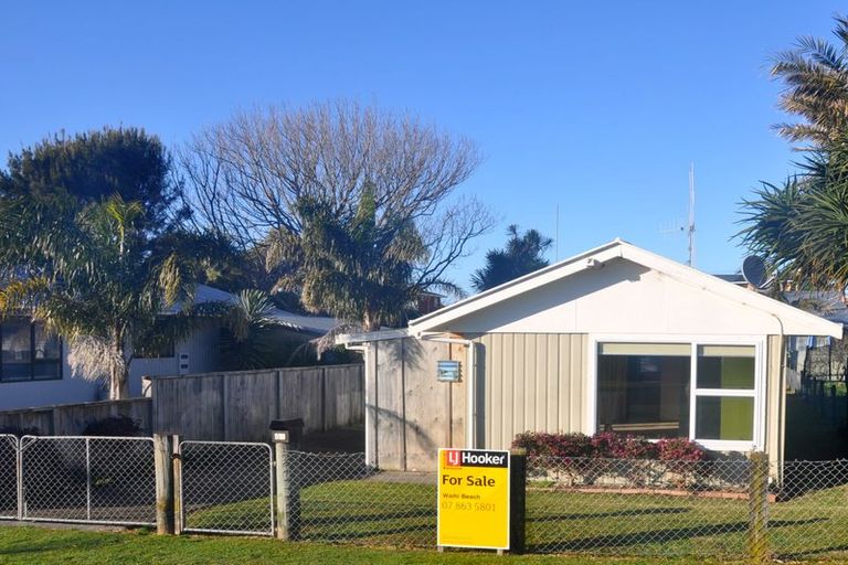 Photo of property in 49 Ocean View Road, Waihi Beach, 3611