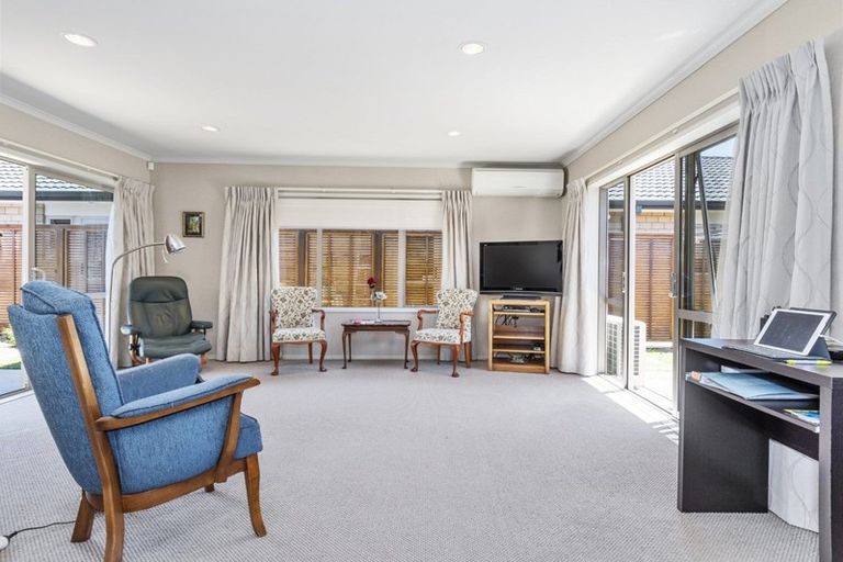 Photo of property in 46 Havenbrook Way, Pyes Pa, Tauranga, 3112