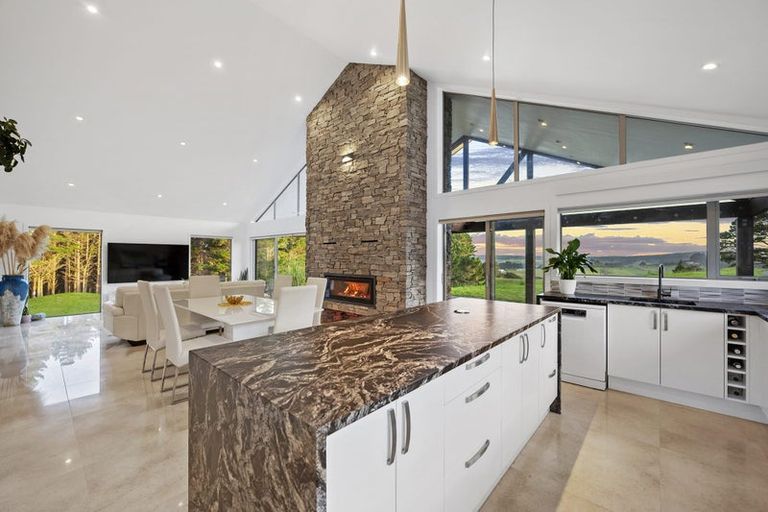 Photo of property in 132b Dormer Road, Waitoki, Helensville, 0875